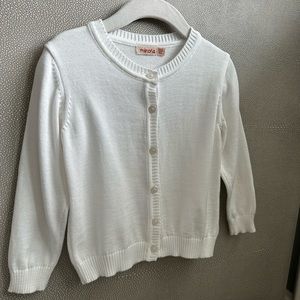 Basic white button up sweater, great as a layering piece. Sweater is unisex